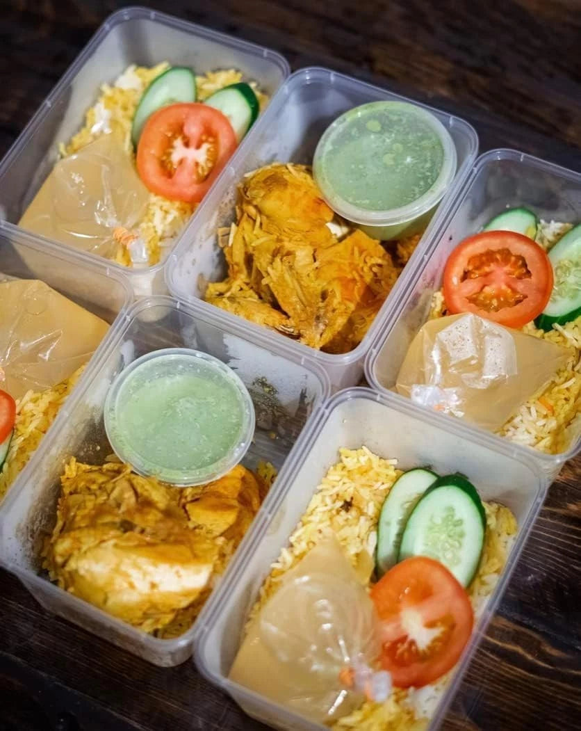 500ml Reusable Food Container, Clear Plastic with Lid Microwave Safe 250 pack