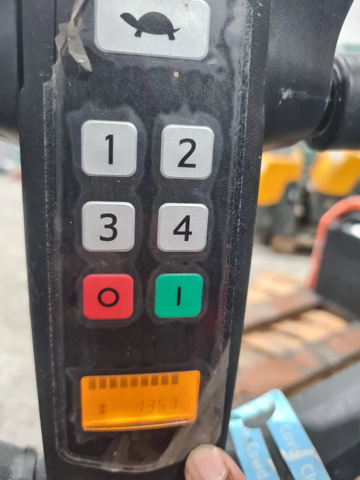 BT Tyro Electric Pump Truck with battery in Good Condition For Parts Only
