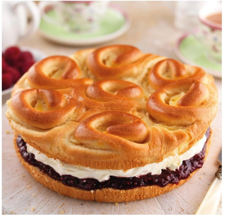 St Pierre Vanilla Brioche Tear & Share 500g