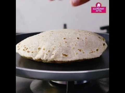 Elephant Atta Made from Medium Chapatti Flour 3x8 Pcs Halal Bread Pack of 3x360g