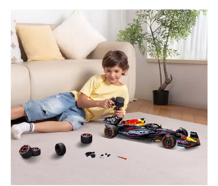 Maisto Tech R/C Formula One Racing Car - 2.4GHz - 1:10 Scale (5+ Years)