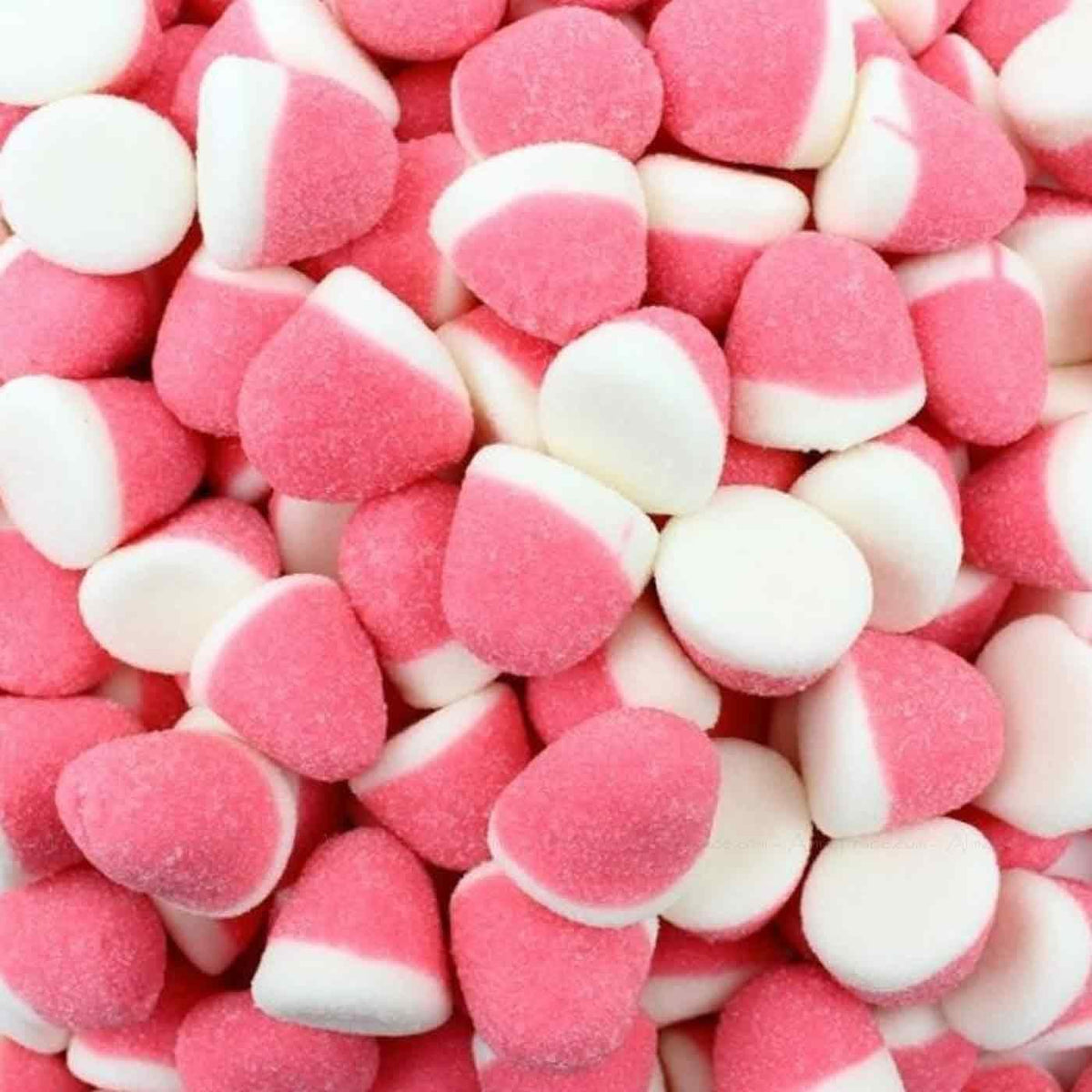 Fini Strawberry Kisses gummy sweets
